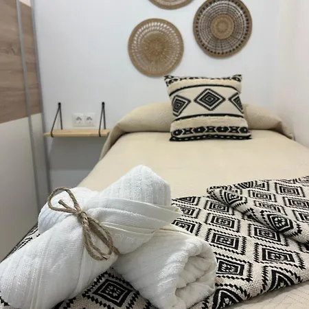 Avd Andalucia Apartment Malaga